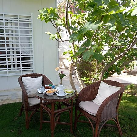 Au Bout Du Jardin Villa Cartagina Exterior foto